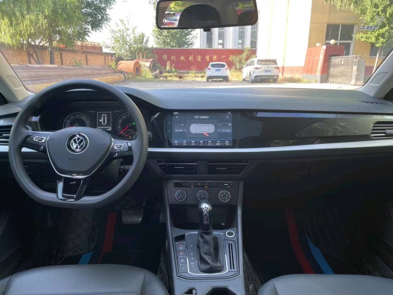 保定21年大众朗逸6