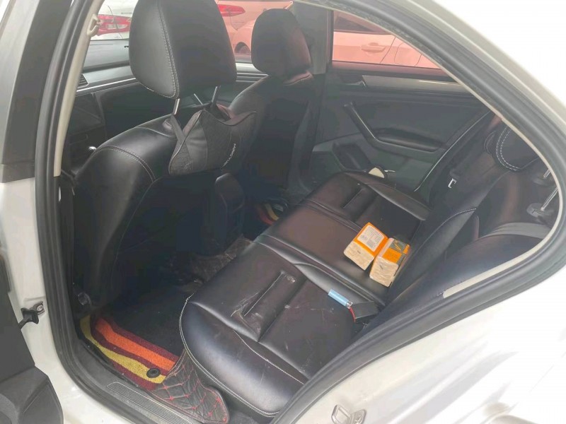 保定17年大众宝来5