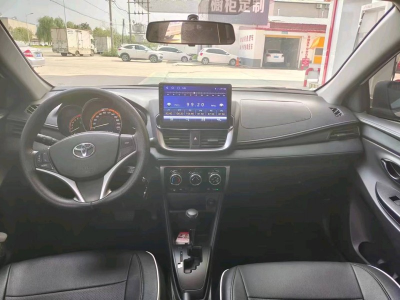 保定22年丰田YARiS L 致炫4