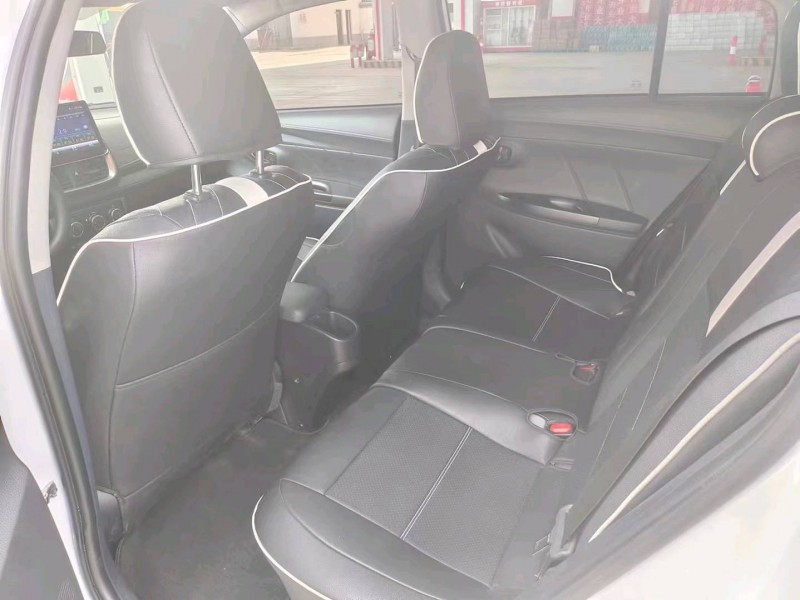 保定22年丰田YARiS L 致炫6