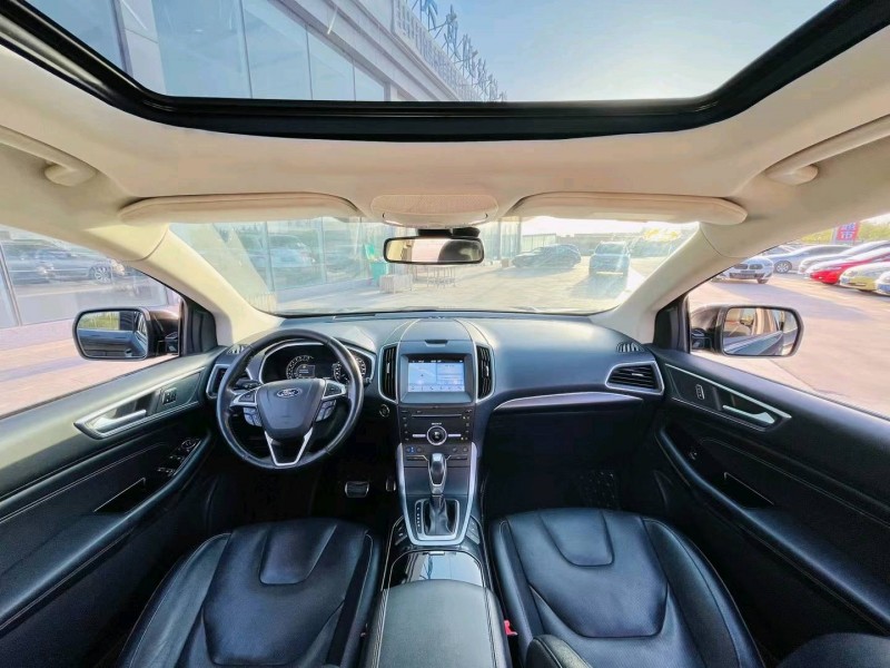 包頭16年福特銳界4