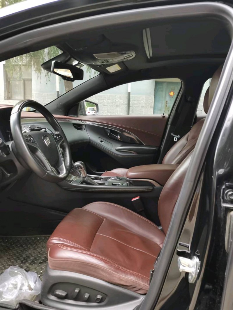 保定14年别克君越4