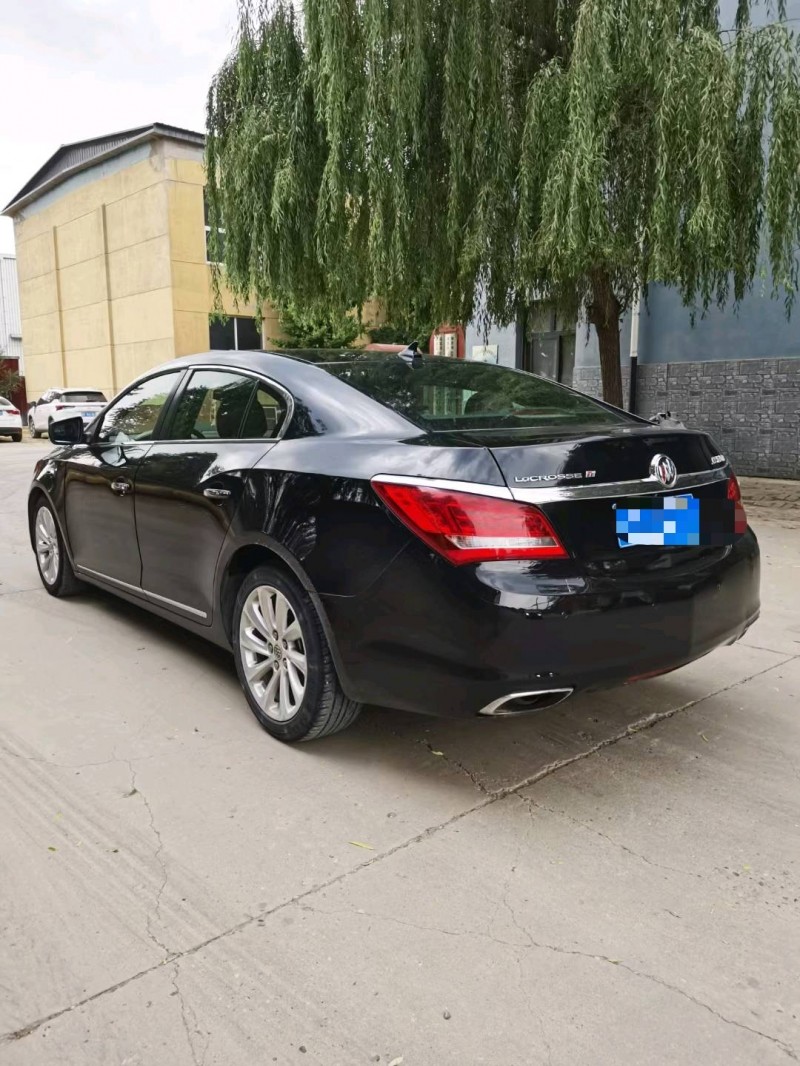 保定14年别克君越8