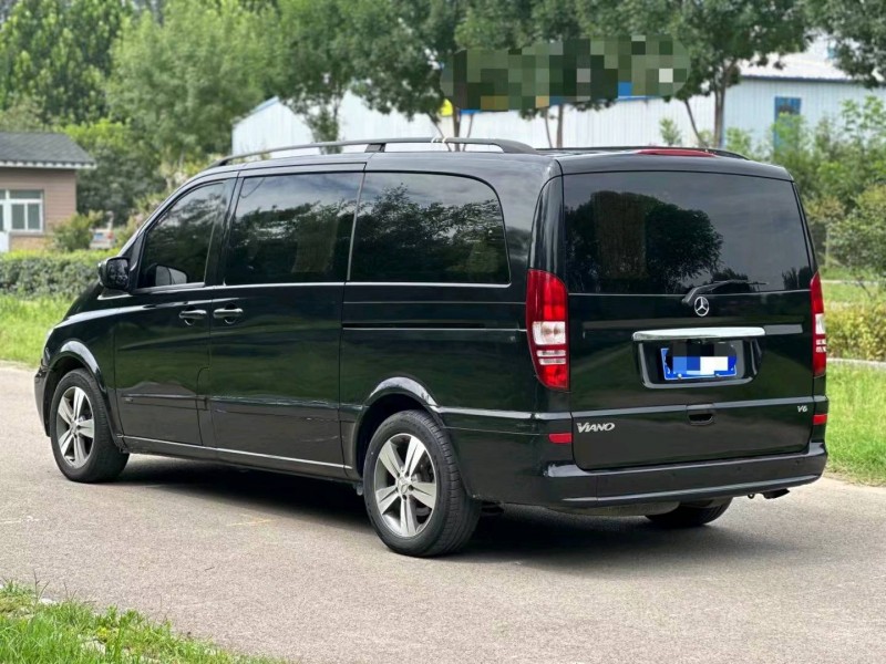 枣庄13年奔驰唯雅诺9