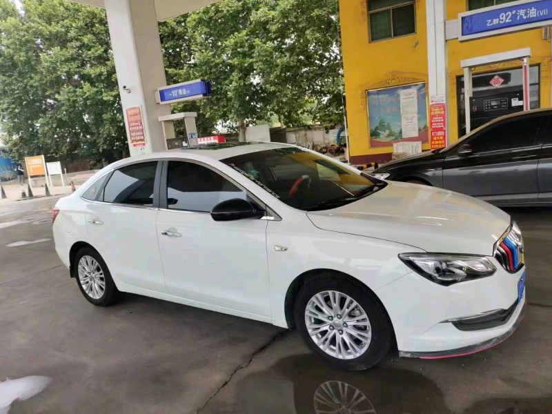 保定17年别克英朗3