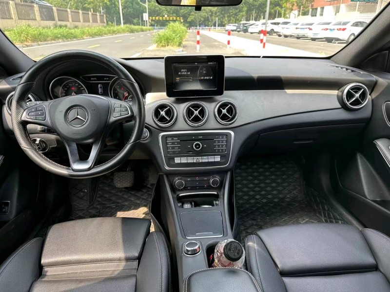 苏州16年奔驰CLA5