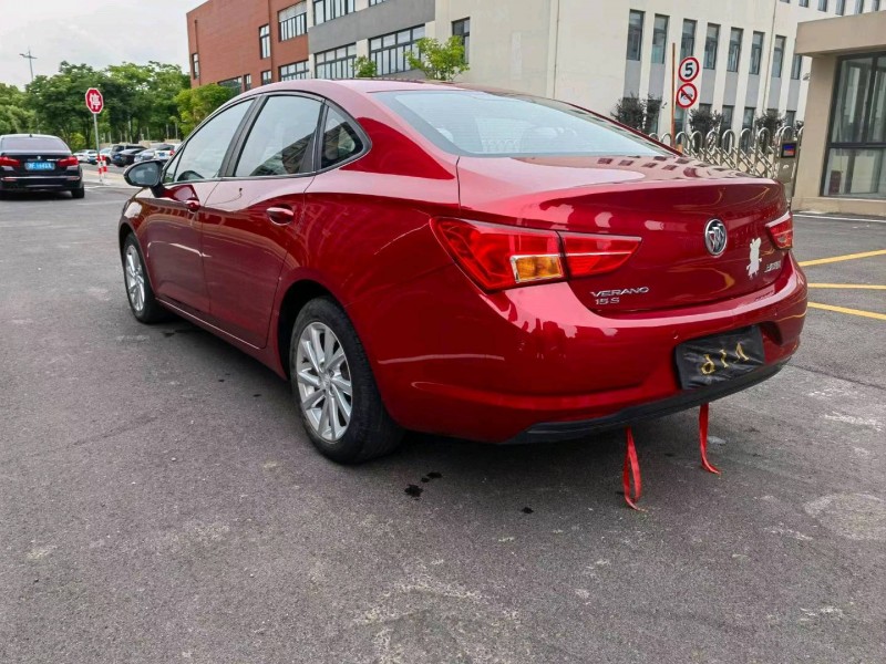 苏州16年别克威朗8