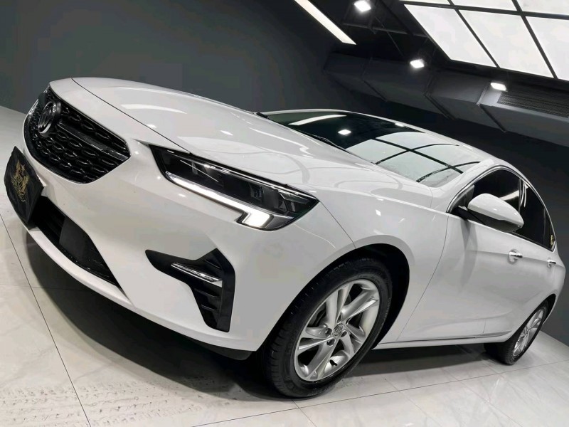 成都23年别克君威2