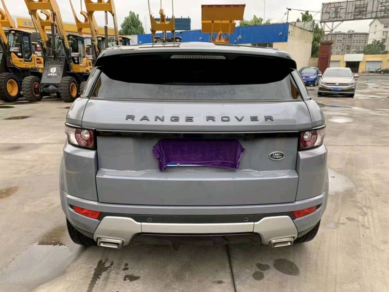 淄博15年路虎揽胜极光(进口)8