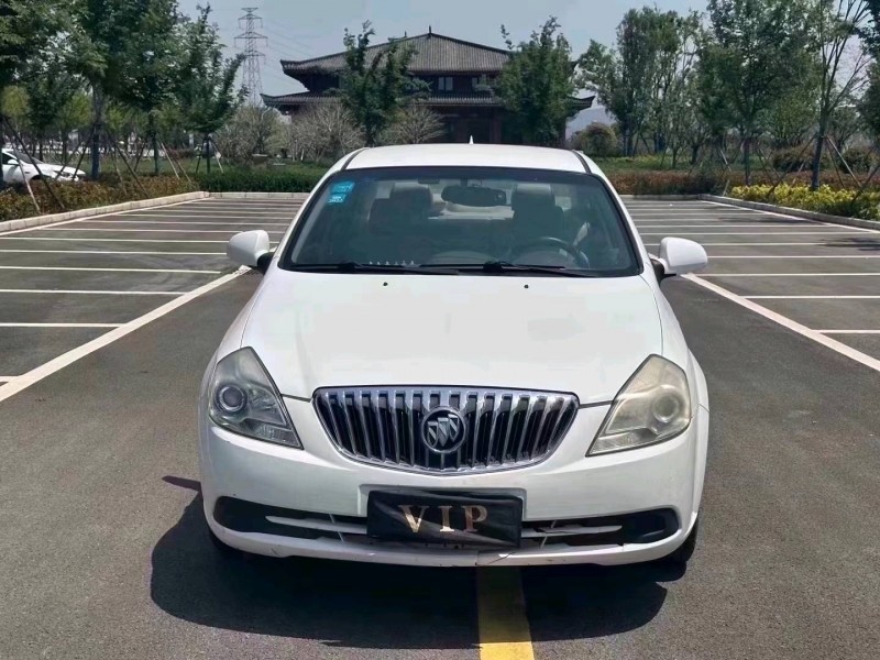 徐州16年别克凯越1