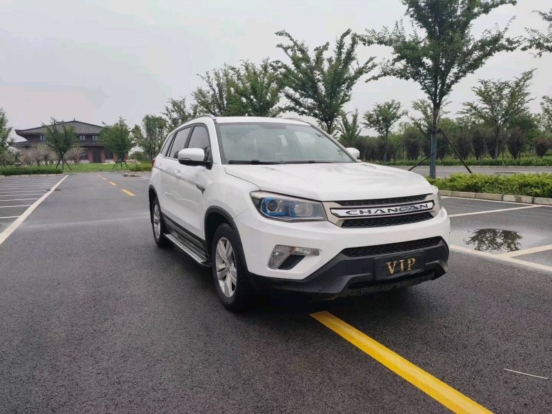 徐州16年長安汽車CS752