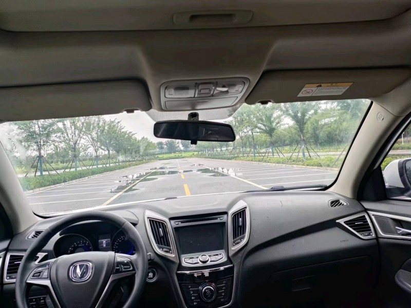 徐州16年長安汽車CS755
