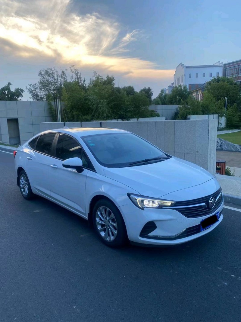 淮南20年别克威朗3