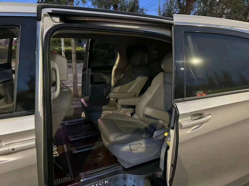 邯郸18年别克GL83