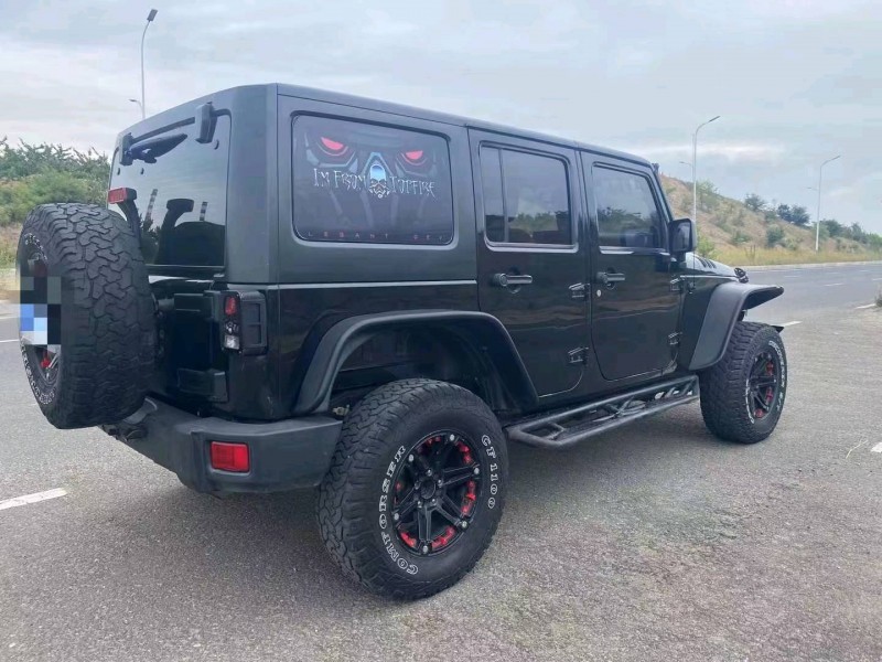 枣庄14年Jeep牧马人8