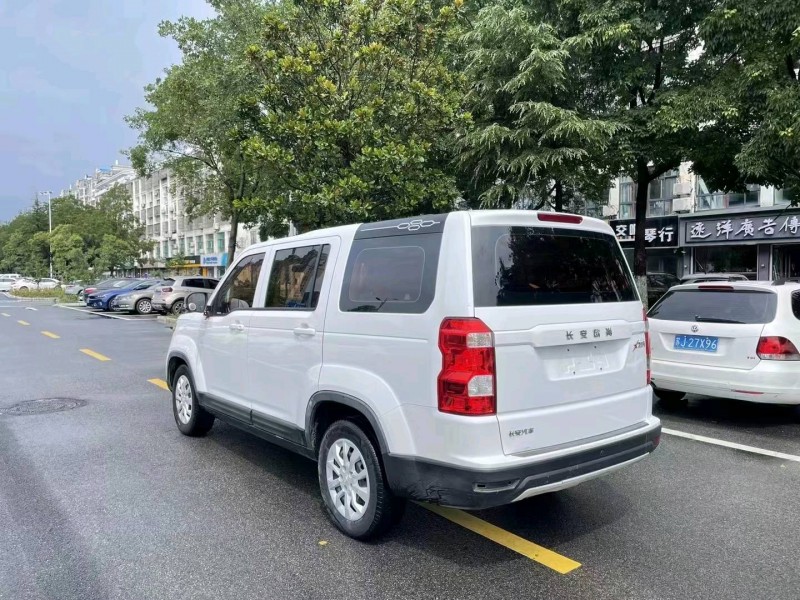 常州19年長安汽車歐尚7
