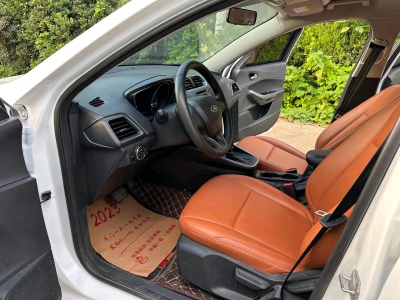 徐州20年福特福睿斯4