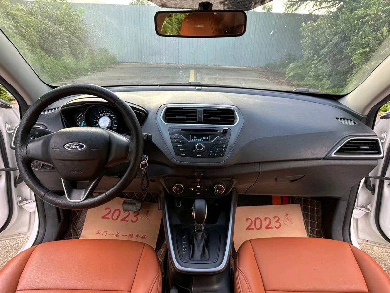 徐州20年福特福睿斯5