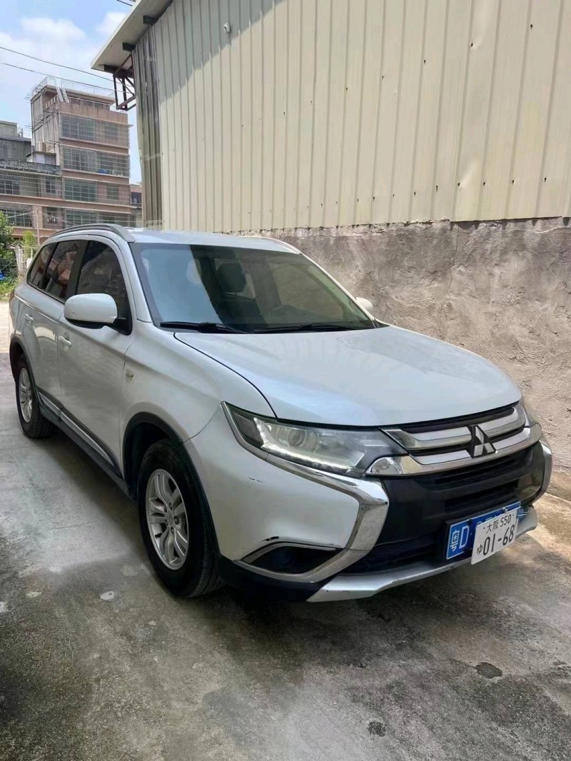 韶關17年三菱歐藍德3