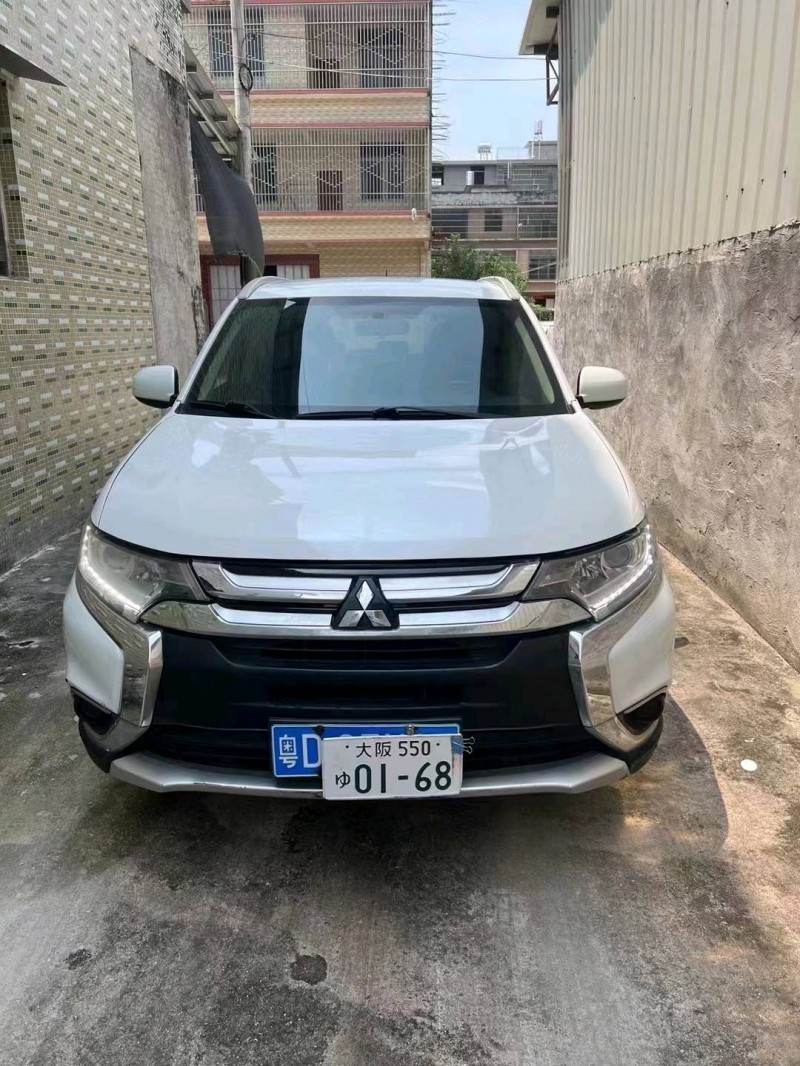 韶關17年三菱歐藍德1