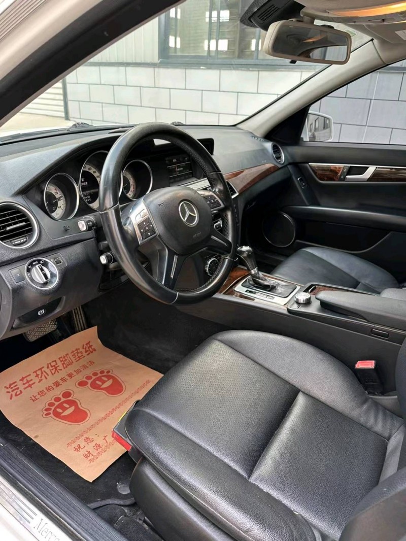 宿迁13年奔驰C4