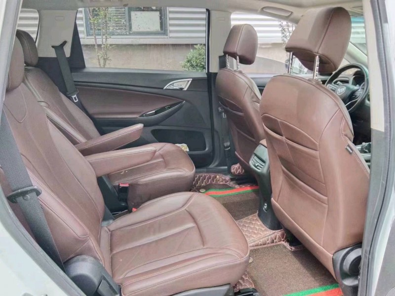 常州17年别克GL63