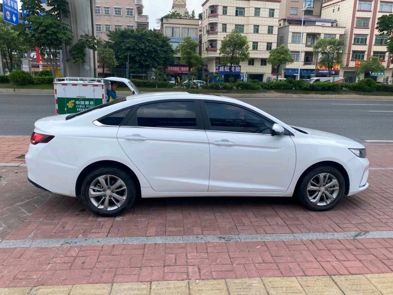 东莞21年吉利帝豪GL8