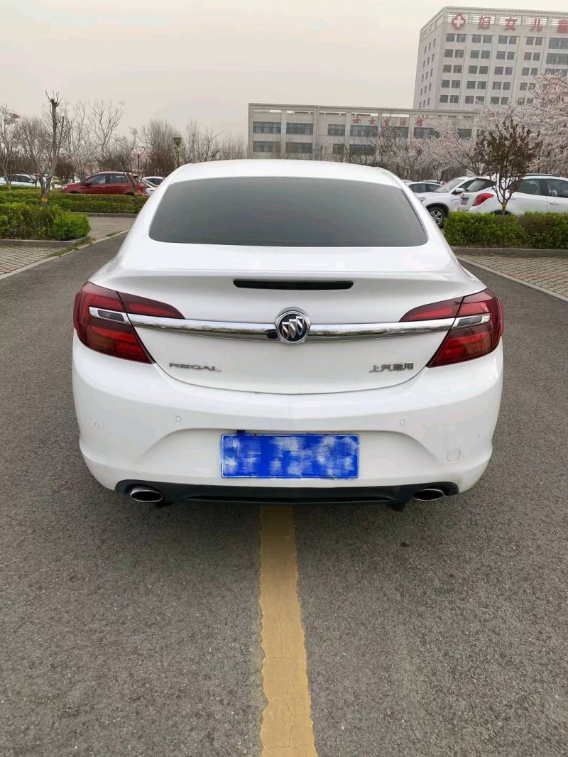 潍坊16年别克君越9