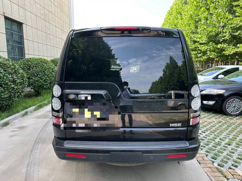 济宁15年路虎发现9