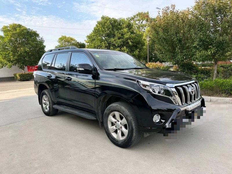 济宁12年丰田普拉多3