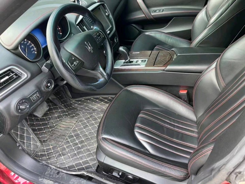 济宁15年玛莎拉蒂Ghibli5