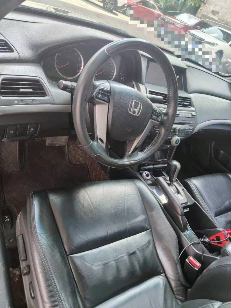 潍坊13年本田雅阁4