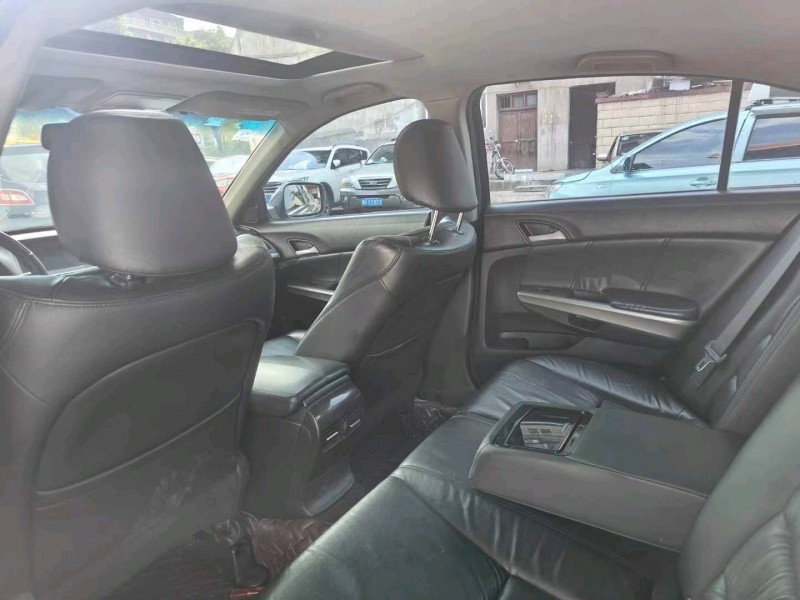 潍坊13年本田雅阁5