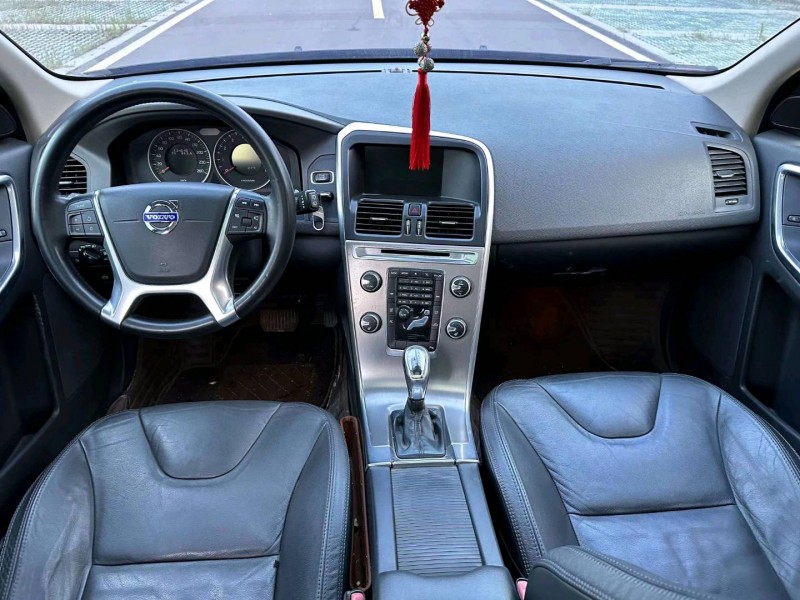 东营13年沃尔沃XC608