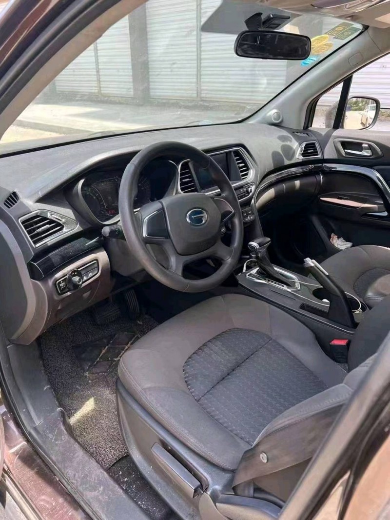 济宁17年传祺GS44