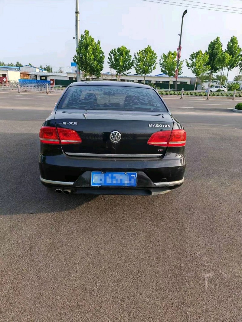 东营13年大众迈腾2