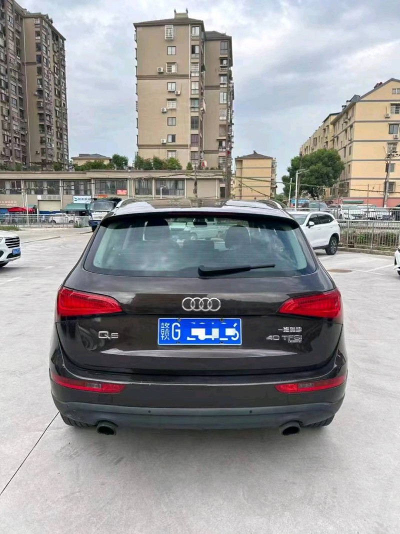 新余14年奧迪Q55