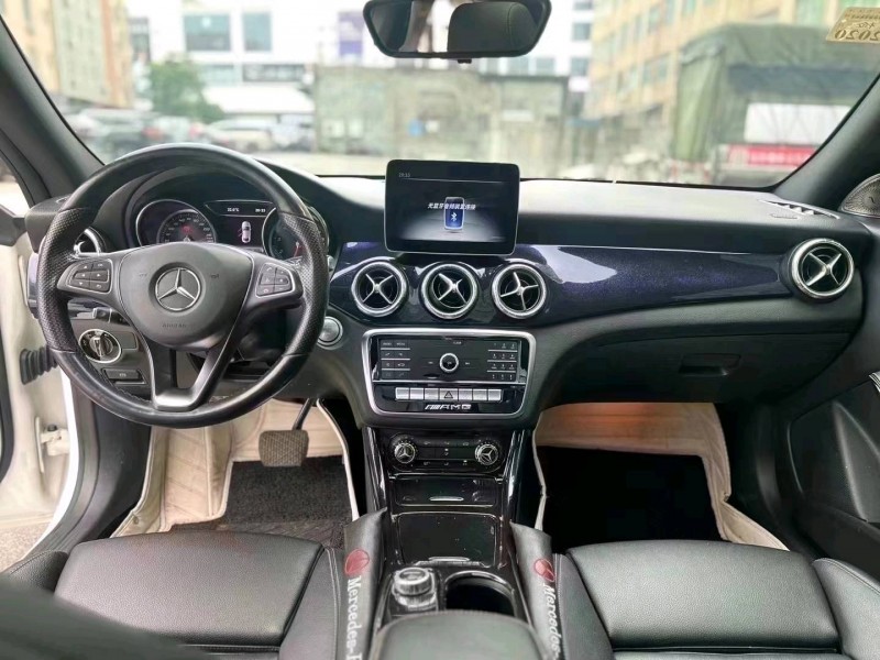 广州18年奔驰CLA7