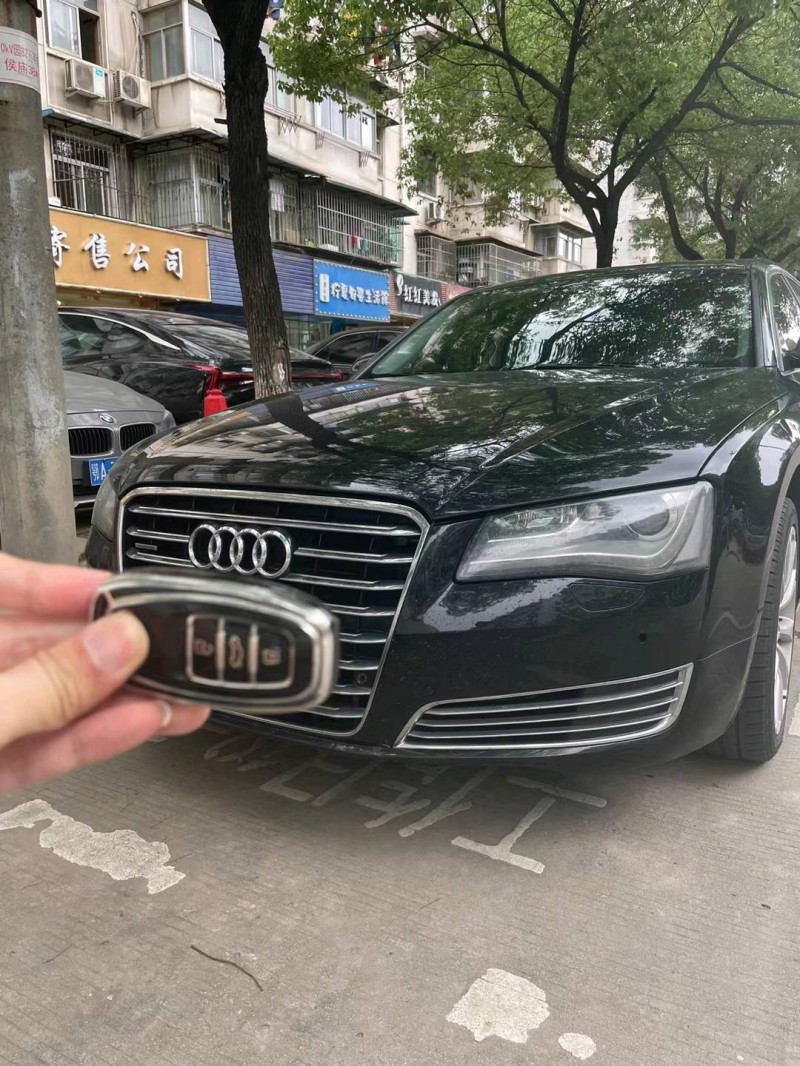 宜昌14年奥迪A8L1
