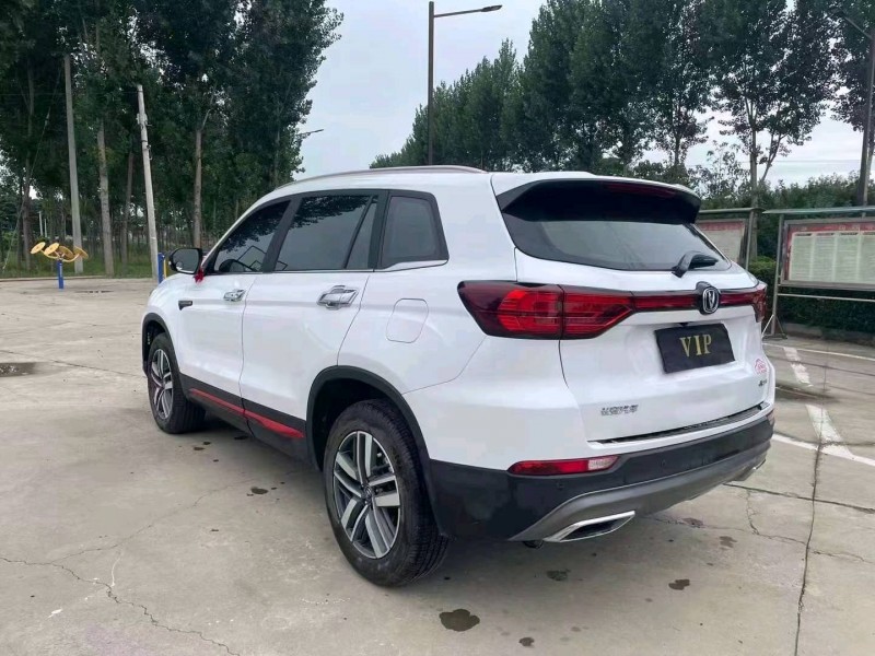 寶雞22年長安汽車CS757