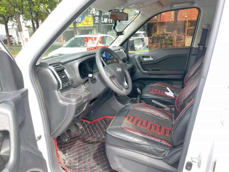 常州19年長安汽車歐尚8