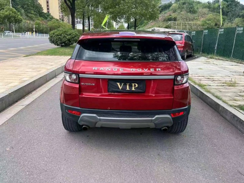 衡阳15年路虎极光9