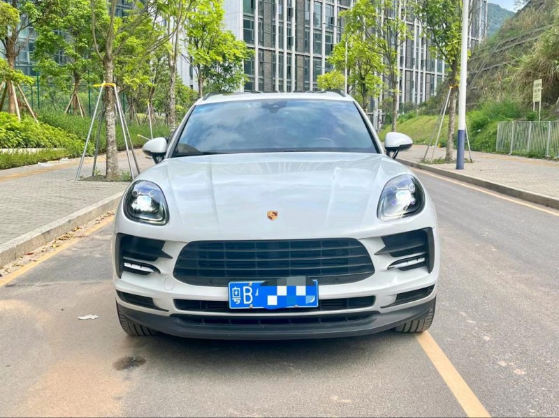 广州20年保时捷Macan1