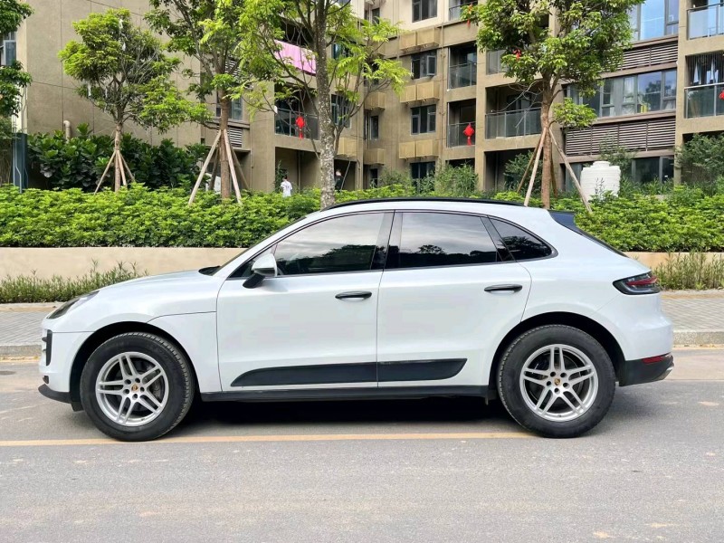 广州20年保时捷Macan8