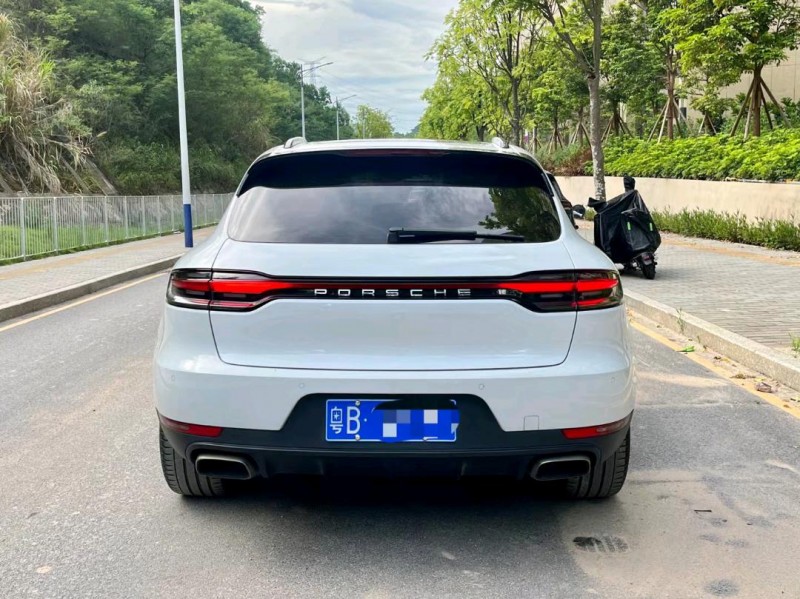 广州20年保时捷Macan9