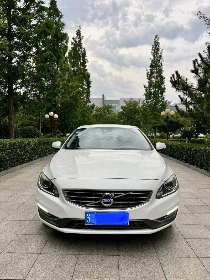 烟台16年沃尔沃S60L1