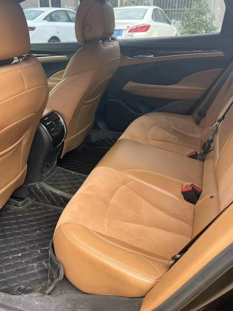 枣庄17年别克君越5