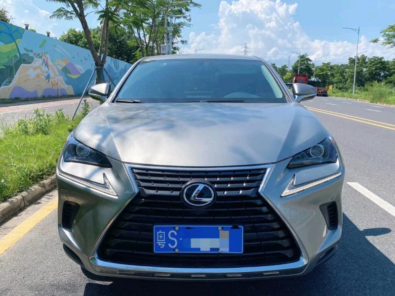 广州21年雷克萨斯NX1