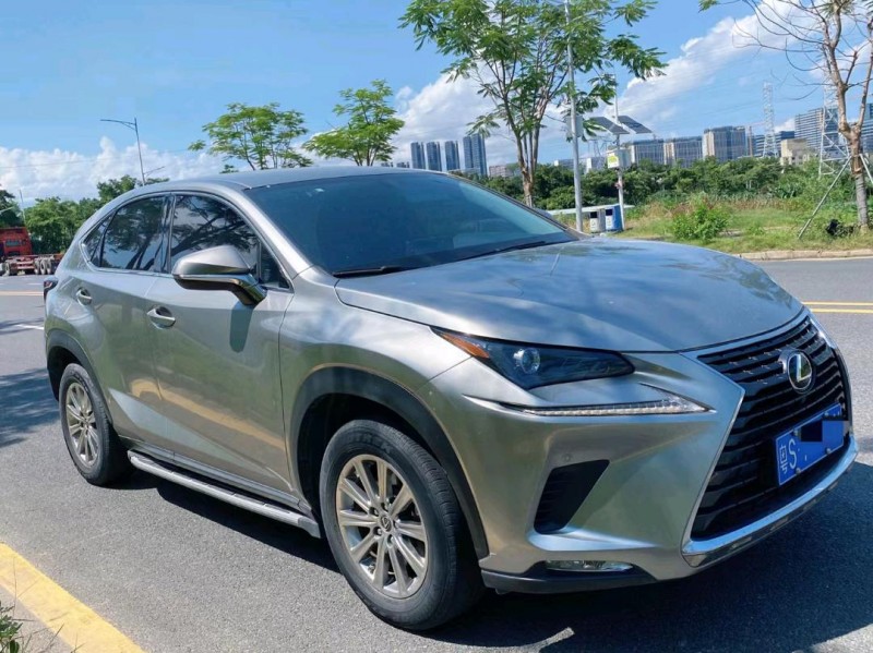广州21年雷克萨斯NX3
