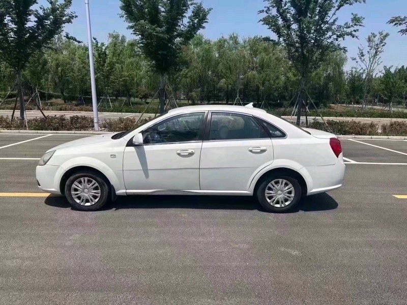 徐州16年别克凯越7